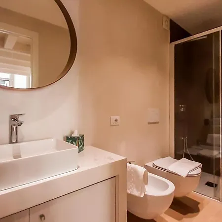 Joivy Sophisticated 2 Bedroom Loft For 4 Appartamento