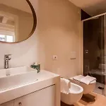 Joivy Sophisticated 2 Bedroom Loft For 4 Apartment